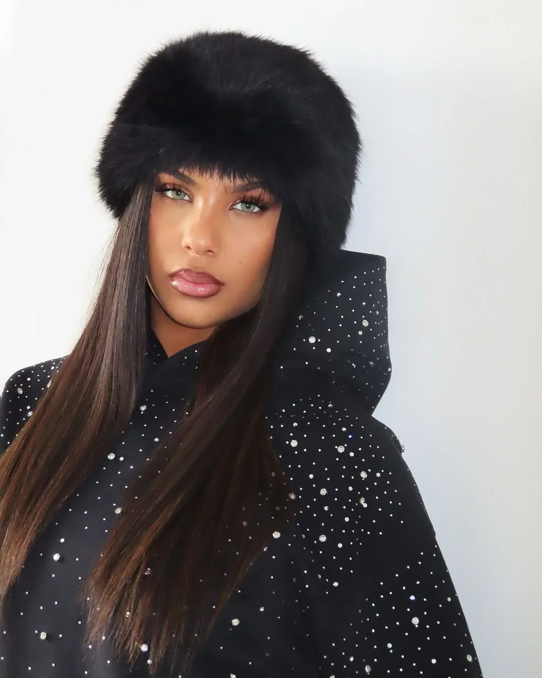 Rhinestone Hoodie – Dotted Hoodies & Sweatshirts - Image 2
