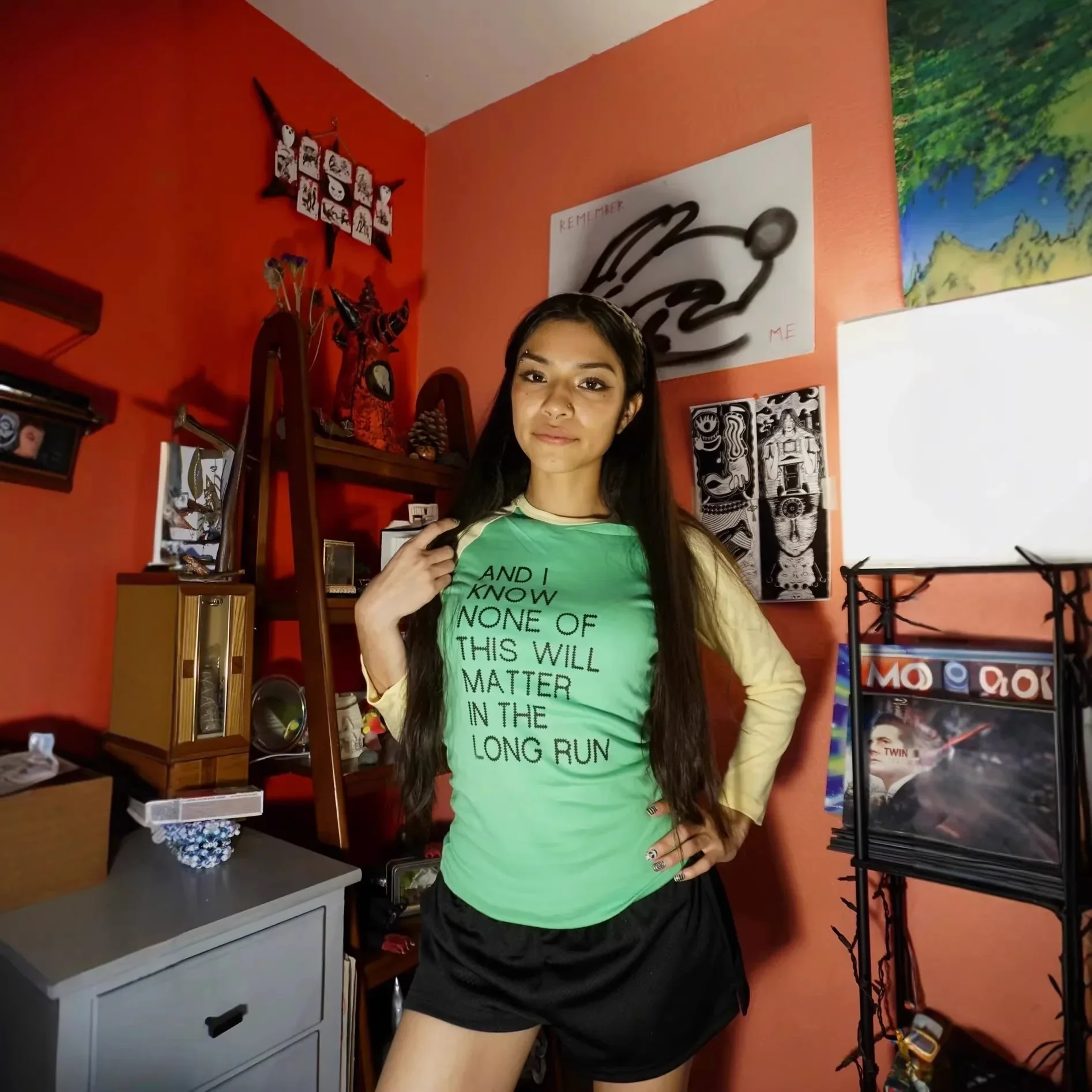 Fiona Apple Lyrics Tee – Green Tops - Image 4