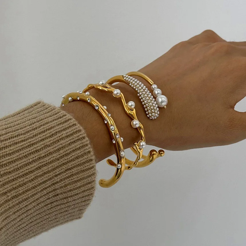 Alice Bangles – Bracelets
