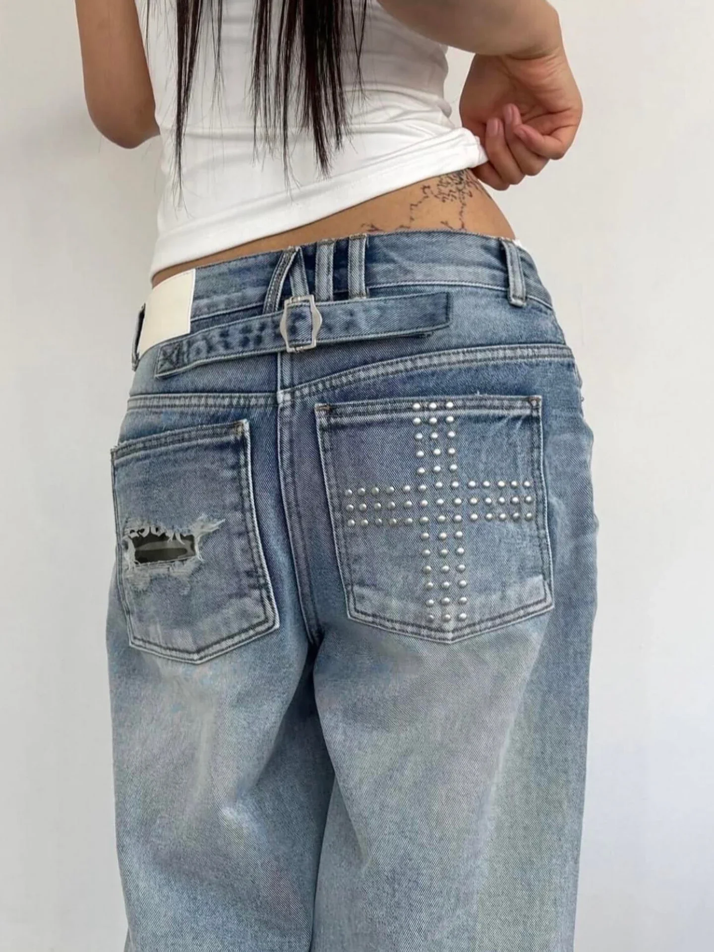 Loose Straight Leg Blue Pants – Jeans - Image 4